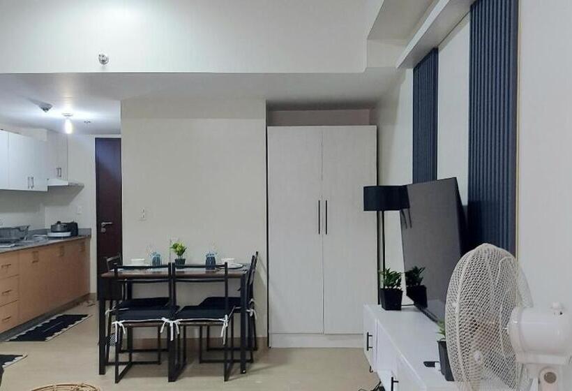 Bed and Breakfast Manhattan Plaza 1 Araneta Cubao Sereene City Bnb