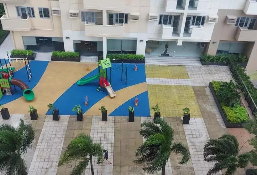 ベッドアンドブレックファースト Manhattan Plaza 1 Araneta Cubao Sereene City Bnb