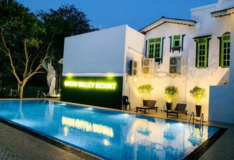 Green Valley Resort