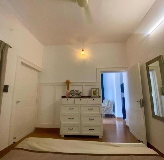 هتل The Bougainvillea Cottage Farmstay Near Dehradun , 2 Bedroom Private Cottage Next To Fields And Orch