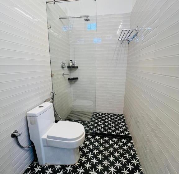 هتل The Bougainvillea Cottage Farmstay Near Dehradun , 2 Bedroom Private Cottage Next To Fields And Orch