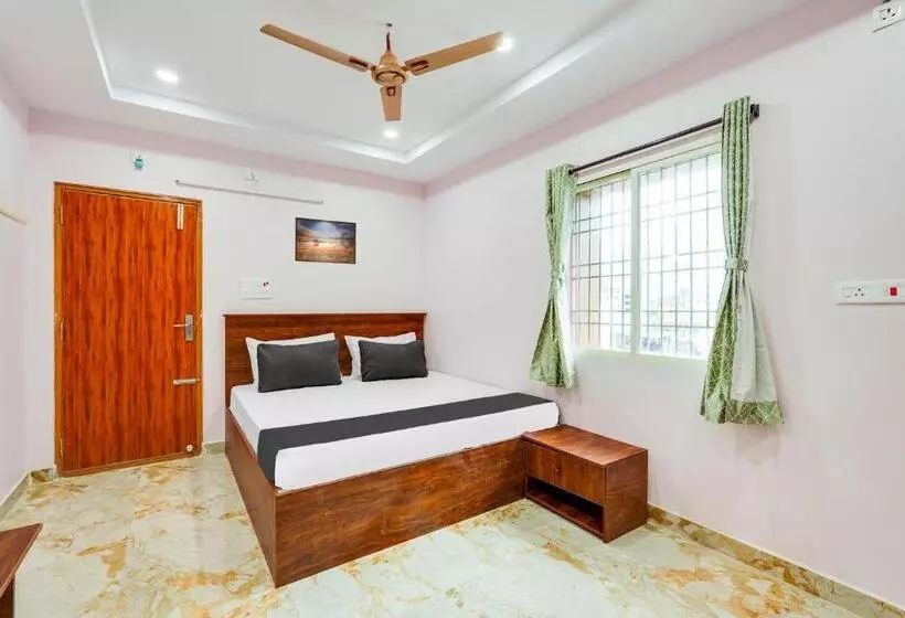 Fabhotel Chandu S Boutique   Nr Bus Stand