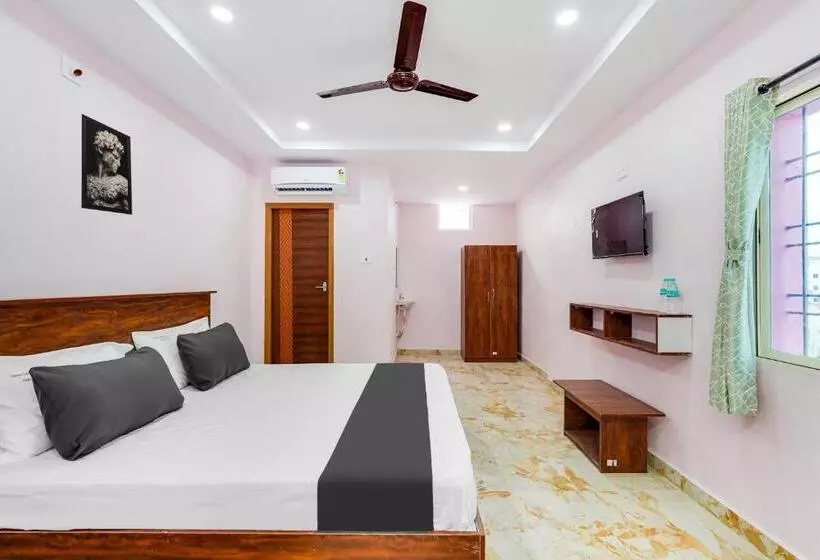 Fabhotel Chandu S Boutique   Nr Bus Stand