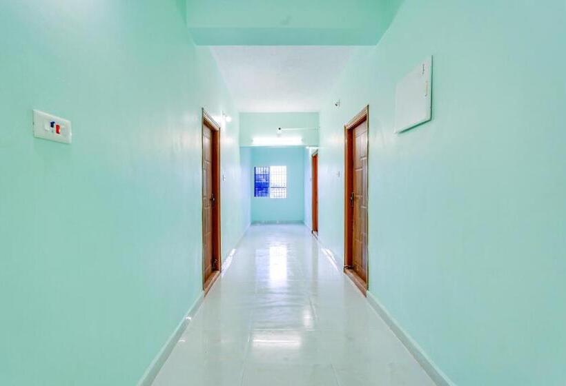 Fabhotel Chandu S Boutique Nr Bus Stand