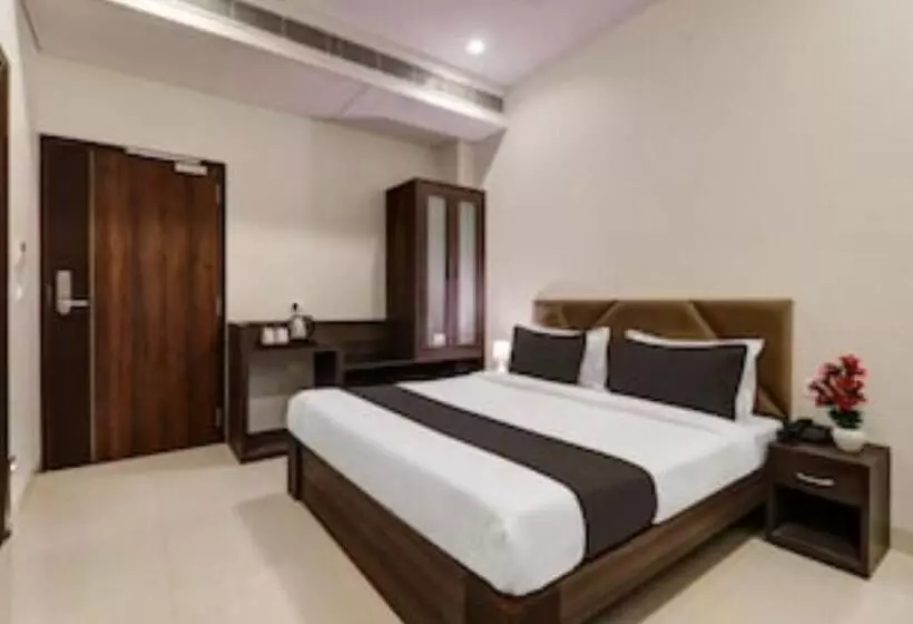 Hotel Paramount