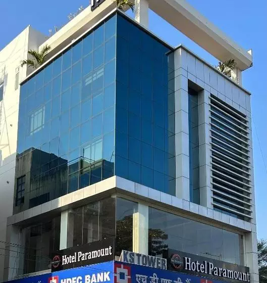 Hotel Paramount