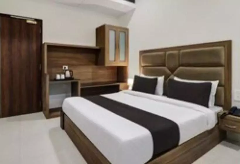 Hotel Paramount