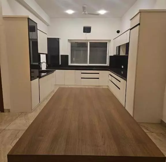 Hotelli Sandane Homes