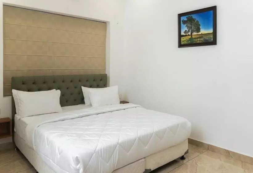 Hotelli Sandane Homes
