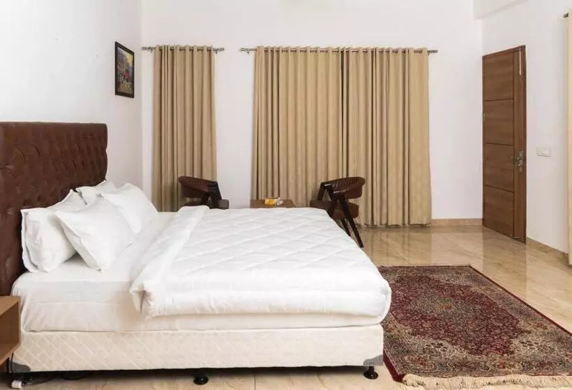 Hotelli Sandane Homes
