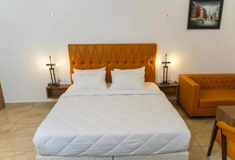 Hotelli Sandane Homes