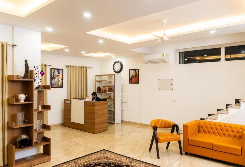 호텔 Sandane Homes