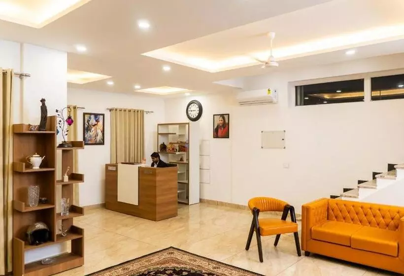 Hotelli Sandane Homes