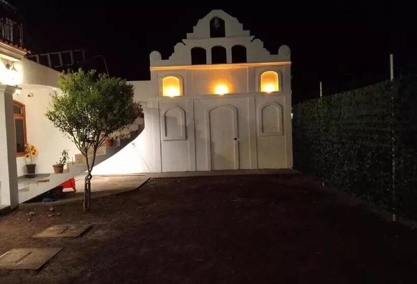 هتل Valle De Toliman