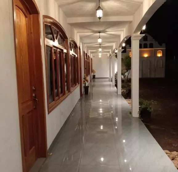 هتل Valle De Toliman