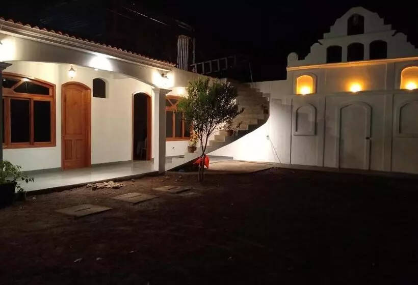 هتل Valle De Toliman