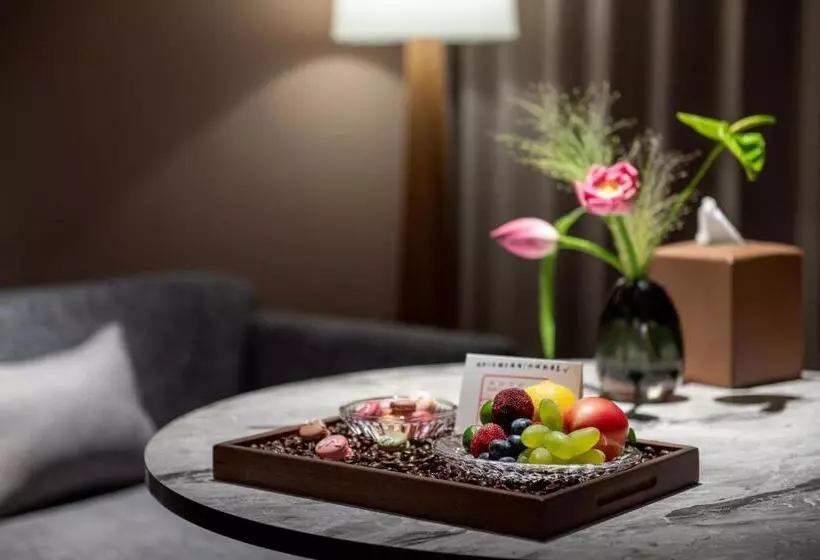 Intercity Hotel Yantai Binhai Square