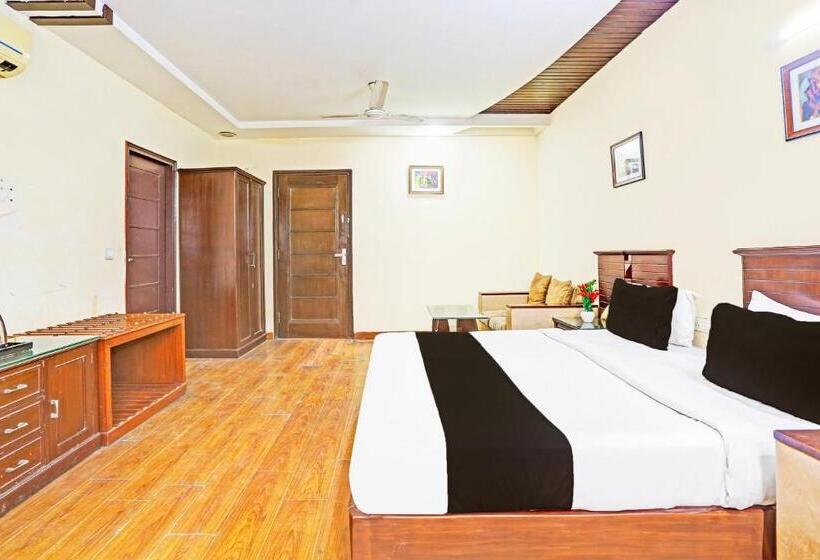 Oyo Hotel Welcome Stay