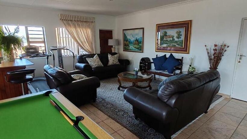 펜션 Derust Danabay Accomodation