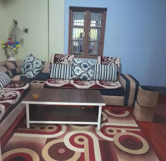 پانسیون Lunga Hotel And Lodge