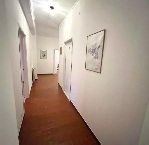 پانسیون Sicilya Rooms