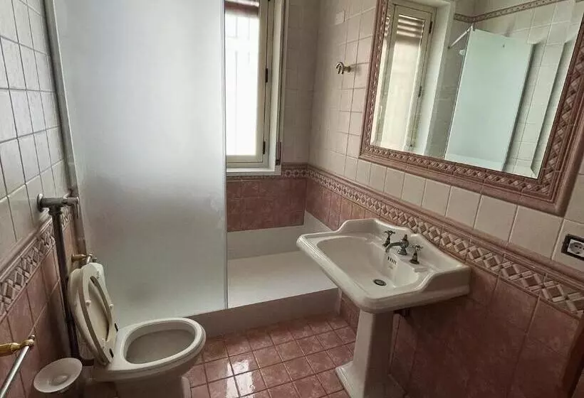پانسیون Sicilya Rooms