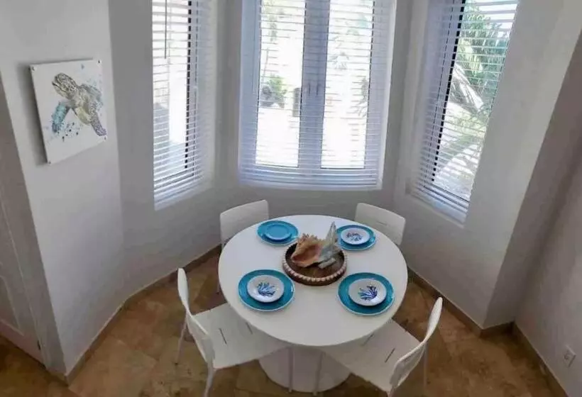 Vacation Apartments Caicos Islands, Turks And Caicos