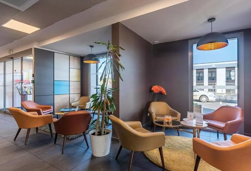 B&b Hotel Chartres Océane