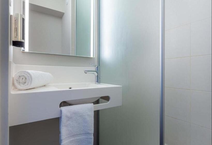 B&b Hotel Chartres Océane