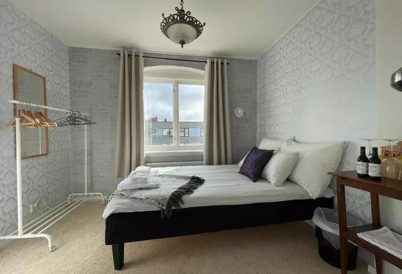 Fjord Hostel Rooms