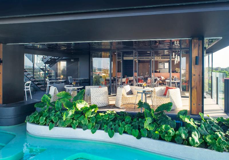 Hotelli Cross Vibe Pattaya Seaphere Formerly X2 Vibe Pattaya Seaphere