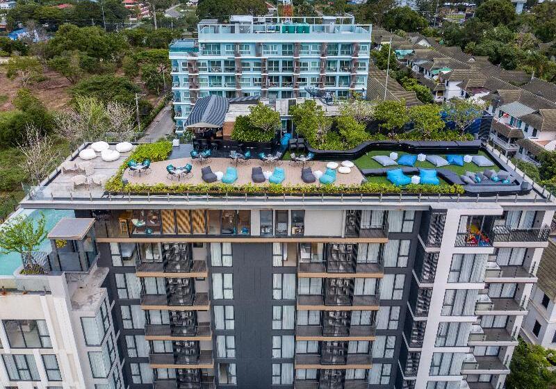 Hotelli Cross Vibe Pattaya Seaphere Formerly X2 Vibe Pattaya Seaphere