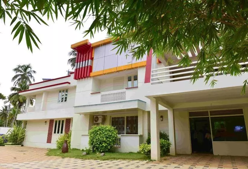 ホテル Oyo Rooms Kovalam Bypass