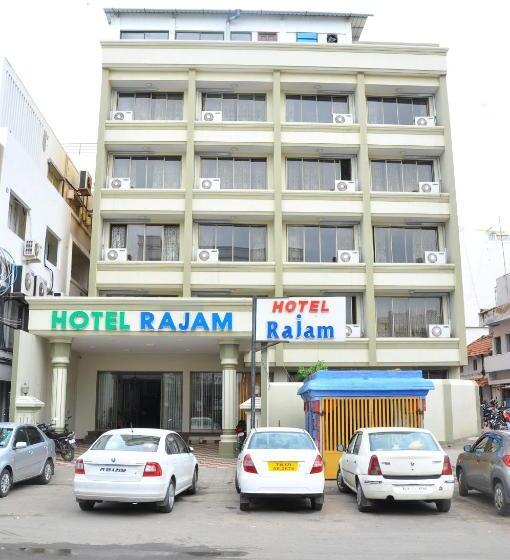 هتل Rajam