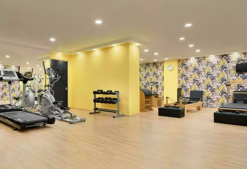 هتل Ramada By Wyndham Yalova