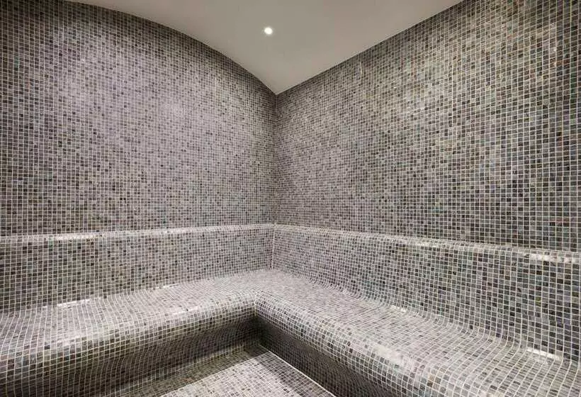هتل Ramada By Wyndham Yalova