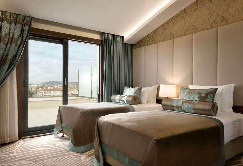 Hotel Ramada By Wyndham Yalova