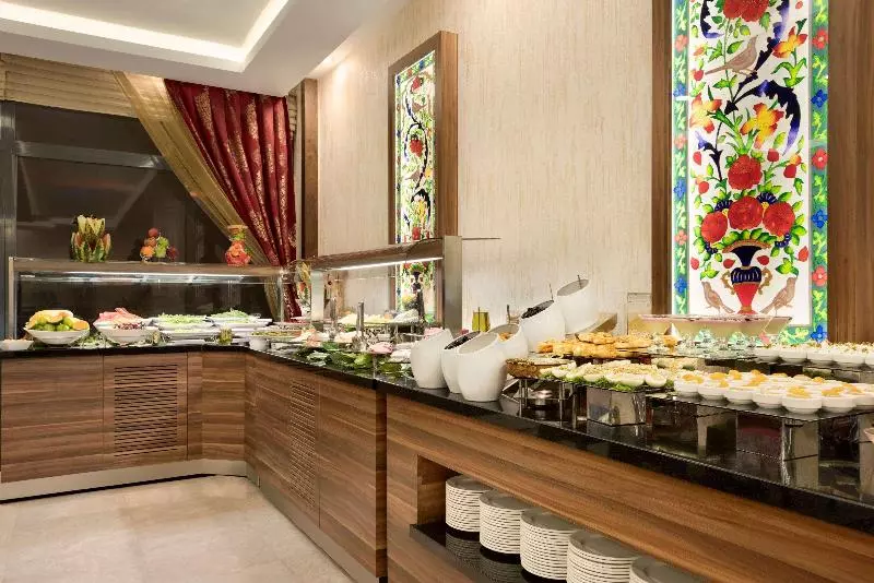 هتل Ramada By Wyndham Yalova