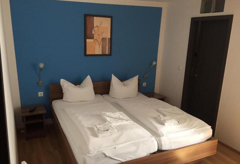 酒店 Ristorante Rostica