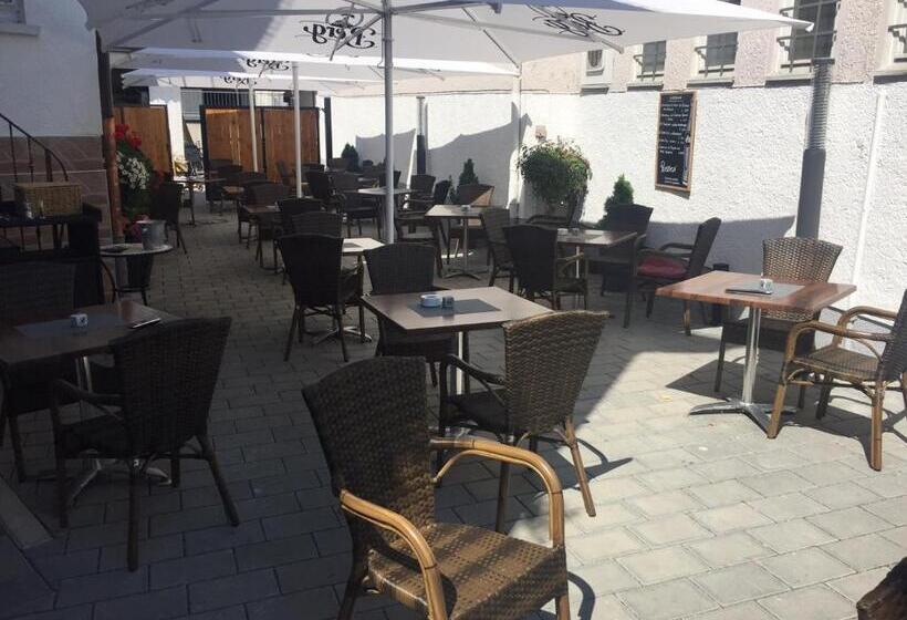 酒店 Ristorante Rostica