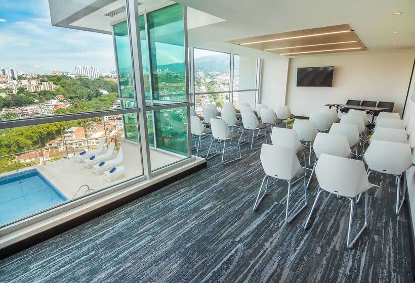 Sonesta Hotel Bucaramanga