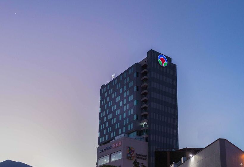 Sonesta Hotel Bucaramanga
