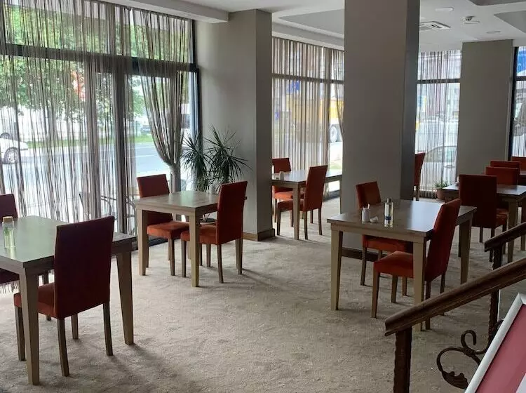 Otel Vona