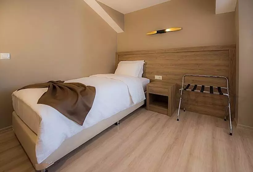 Otel Vona