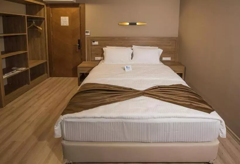Otel Vona