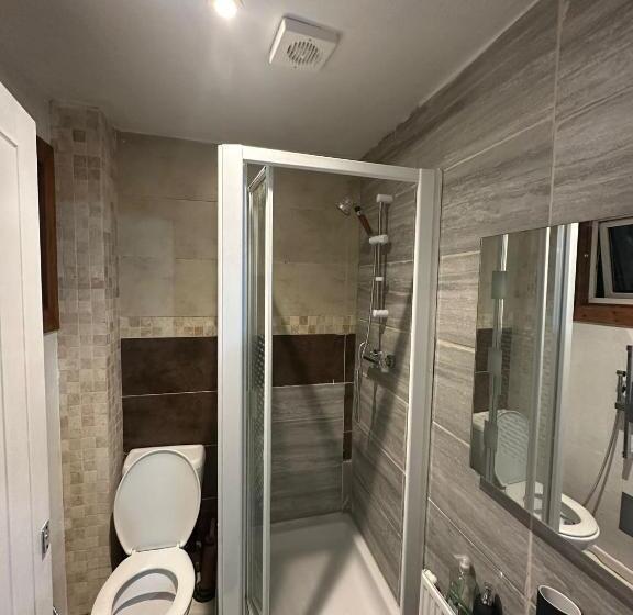 مبيت وإفطار Pete S Palace