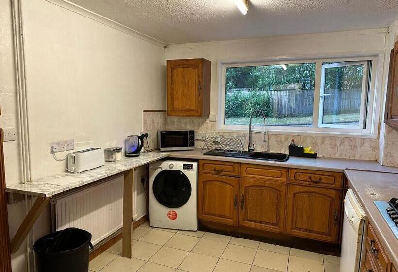 مبيت وإفطار Pete S Palace