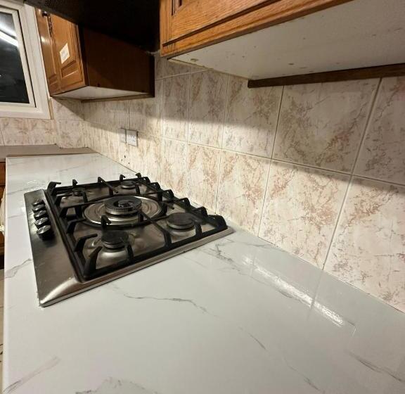 مبيت وإفطار Pete S Palace