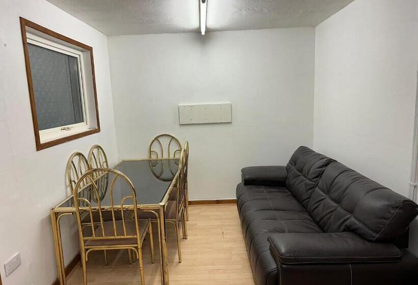 مبيت وإفطار Pete S Palace