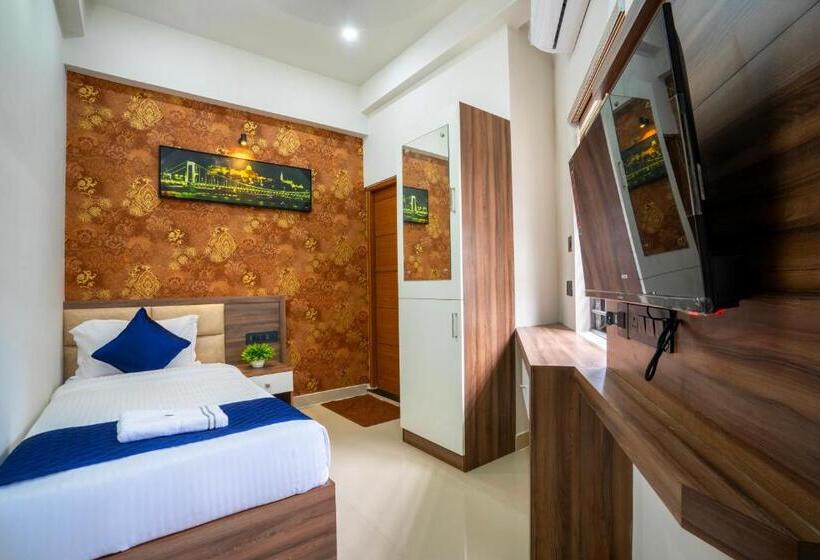 Hotel Amala Arcade Ac Rooms